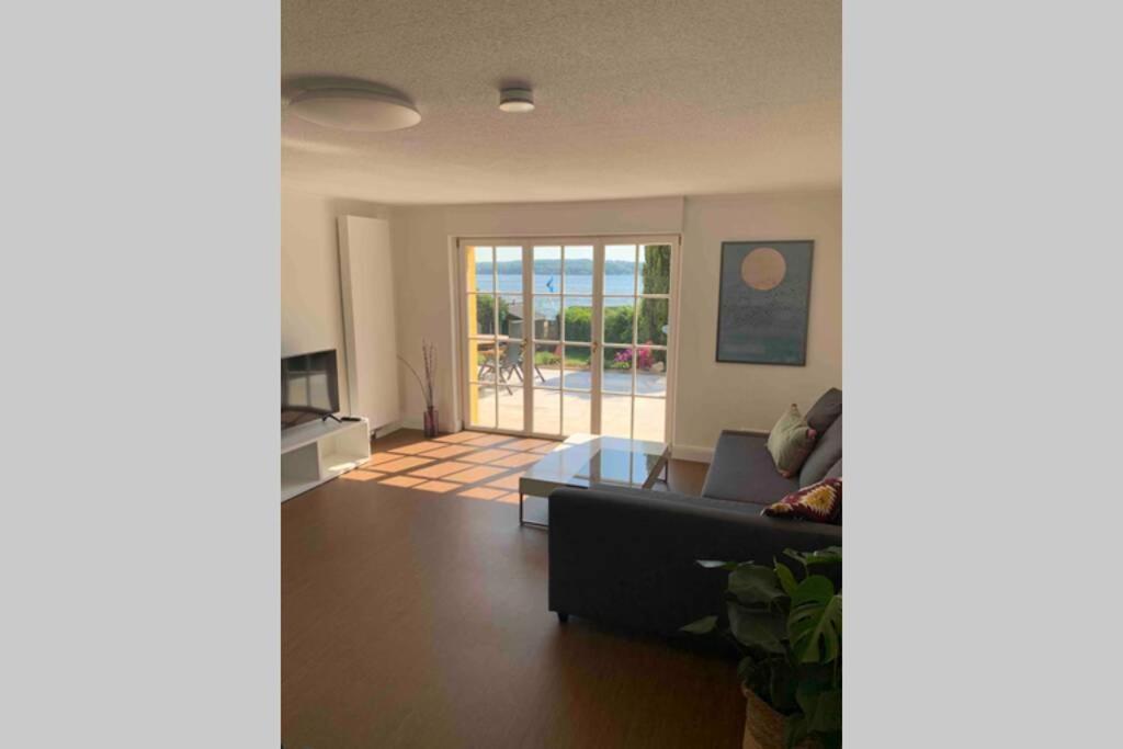 Traumhafter Seeblick Mit Grosser Terrasse Pogeez Exterior photo